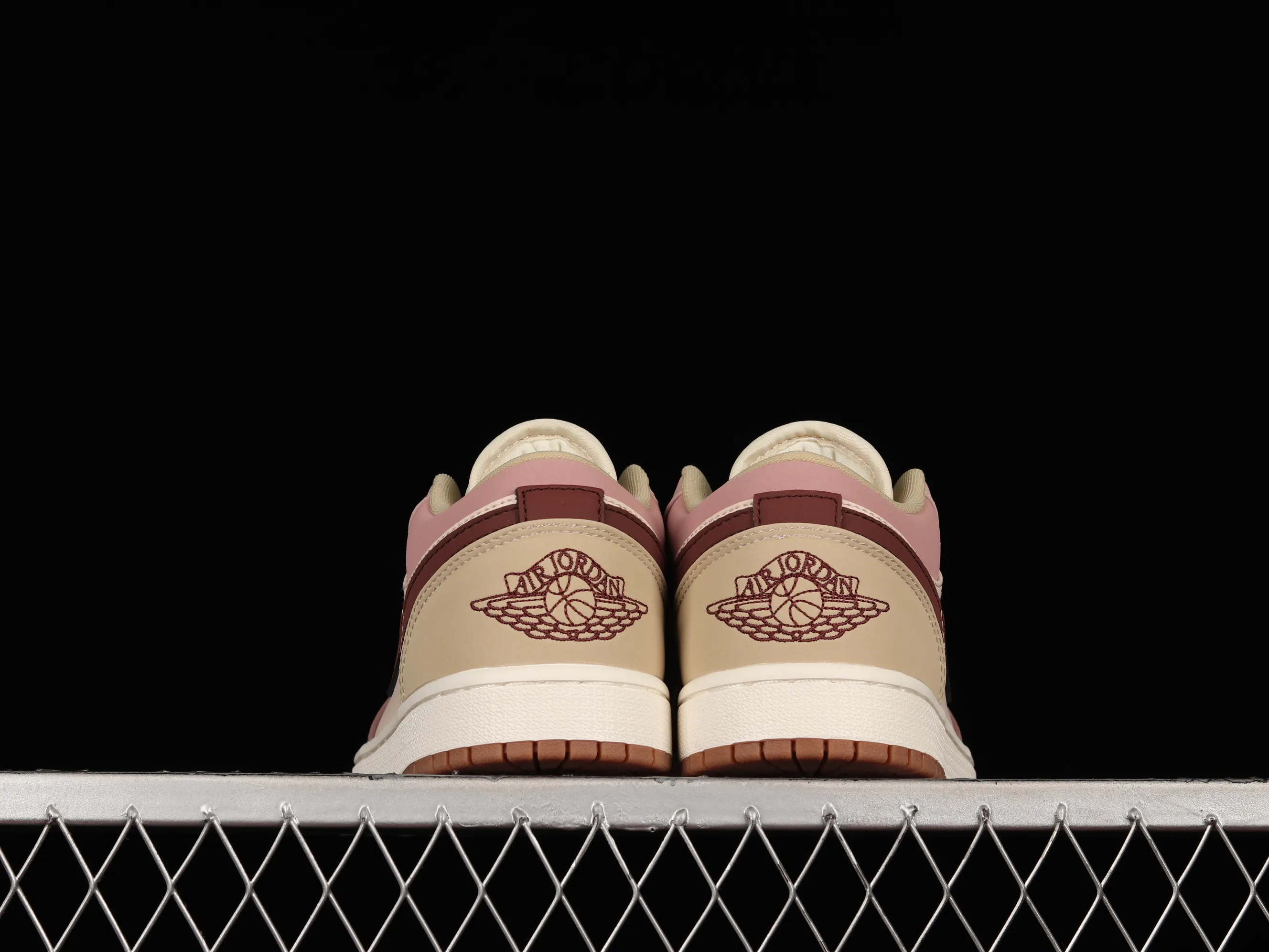 All categories Air Jordan Jordan series basketball shoes Air Jordan 1 Low Z version Air Jordan 1 Low AJ1 Joe 1 low-top cultural basketball shoes DO7450-201